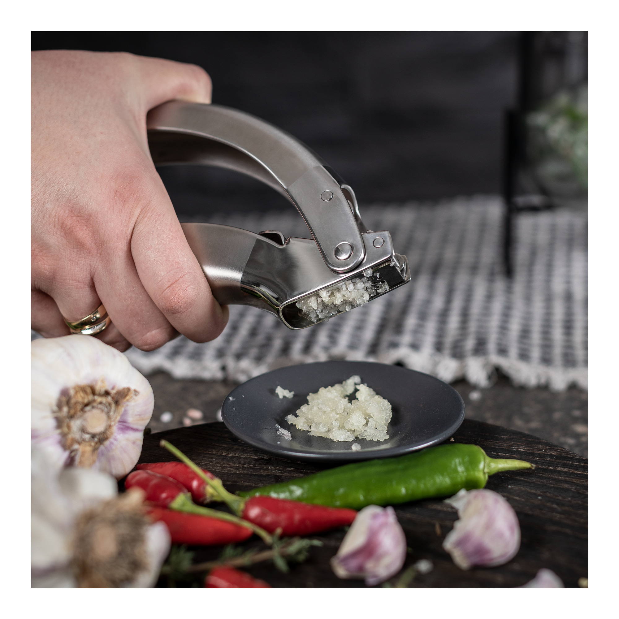 調理器具 Kuhn Rikon Fresh Servier-/Schmorpfanne Premium quality pots and pans - The Swiss no. 1 brand